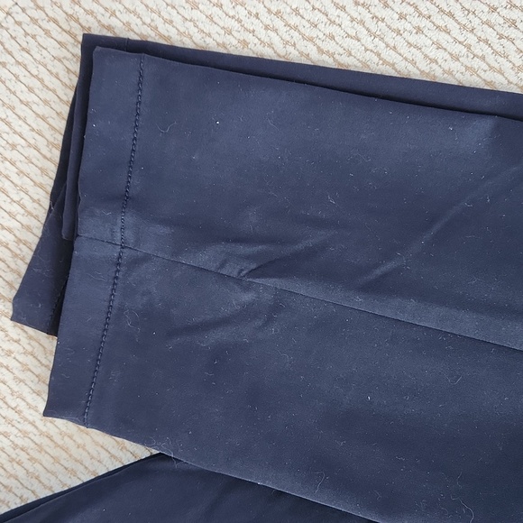 Old Navy Men's Dark Navy Pants, 33x30 - Picture 3 of 5